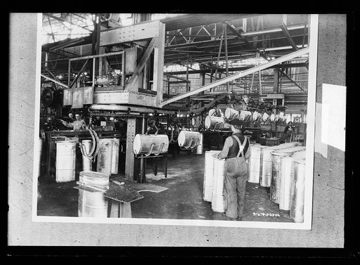 Fuel tanks on conveyors