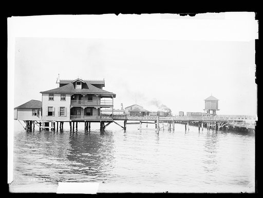 Tampa Pier