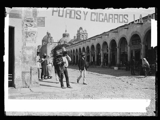 Aguascalientes, the portales of the market