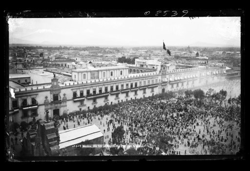 Mexico, the 5th of May in the Plaza de Armas
