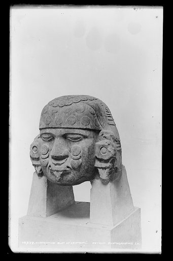 Serpentine bust Centeotl