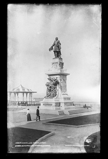 Champlain's statue, Quebec