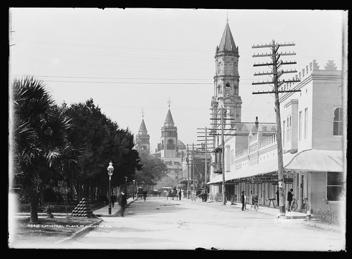 Cathedral Place [i.e. Plaza de la Constitucion], St. Augustine, Fla.