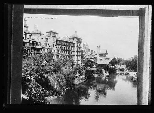Near view, Lake Mohonk House [i.e. Mohonk Mountain House], N.Y.