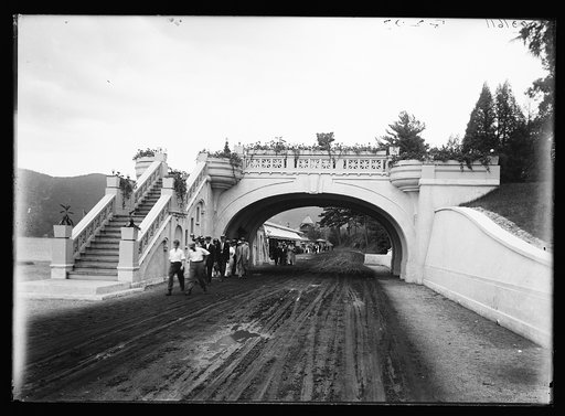 Bridge and Shore road in grounds of Fort William Henry Hotel, Lake George, N.Y.