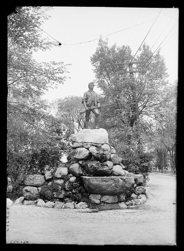 Minuteman memorial, possibly Lexington, Massachusetts