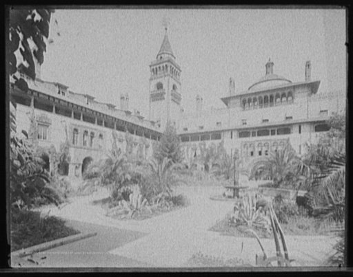 Court of the Hotel Ponce de Leon, St. Augustine, Fla.