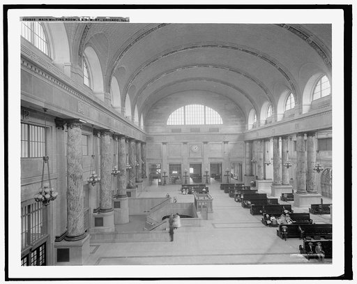 Main waiting room, C. & N.W. Ry. [Chicago and North Western Railway station], Chicago, Ill.