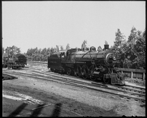 Engines 4704 and 4051 of the L.S. and M.S. railroad