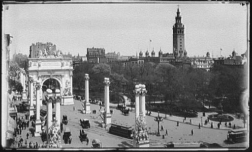 Madison Square and the Dewey Arch, New York