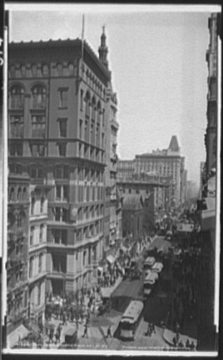 Broadway looking north from Dey St., N.Y.