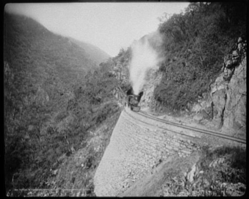 Tunnel "5" Temasopa [i.e. Tamasopo] Canon, Mexico