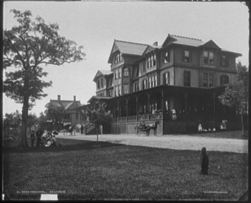 Deer Park Hotel - East House
