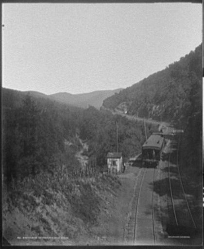East from seventeen mile grade