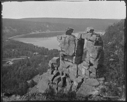 Devil's Lake, Wis., Devil's Doorway