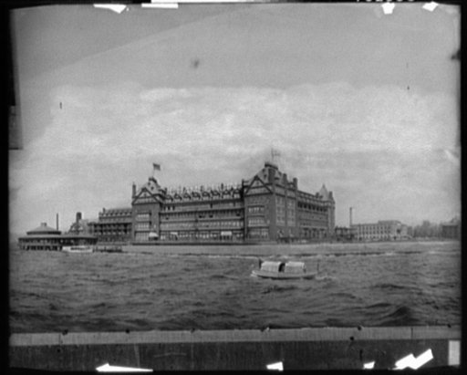 Hotel Chamberlin and Fortress Monroe, Old Point Comfort, Va.