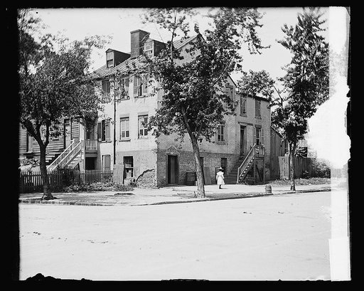 Old house, 9th & S, SW, [Washington, D.C.