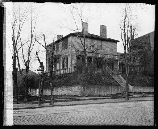 Old house, 1 & C, NE, [Washington, D.C.