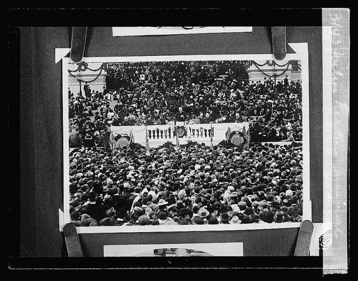 Wilson reading inaugural address