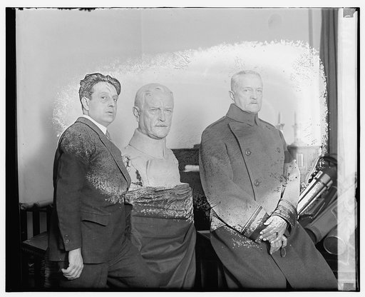 Edgardo Simone & Gen'l Pershing