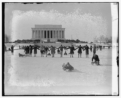 People ice skating in front of Lincoln Memorial