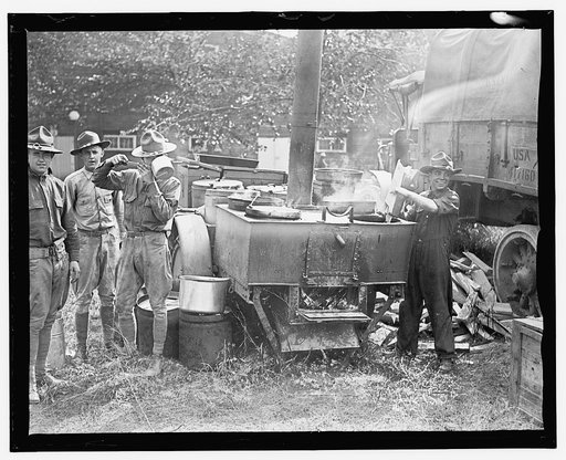 Field kitchen, 1st Div. boys
