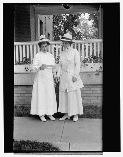 Nurses, Naval hospital
