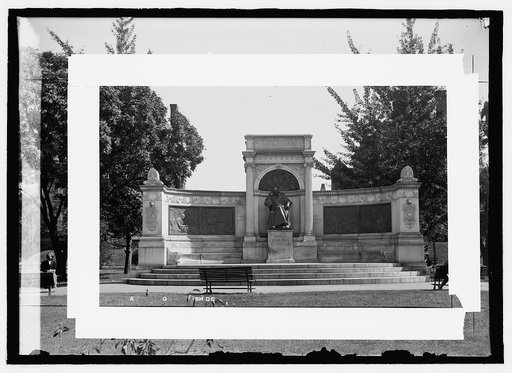 Hahnemann statue