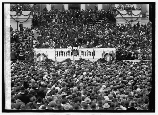Woodrow Wilson reading Inaugural address