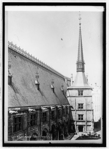 Miss Katie Stone, France, Nancy (Palais Ducal)