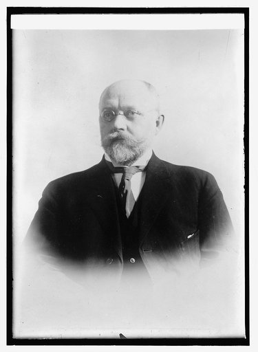 Prof. Milton Whitney, Chief Bureau of Soil