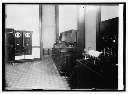 Naval Observatory tran[...] clock, switchboard & chronograph time rec.