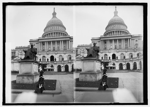 Capitol & Jno. Marshall statue