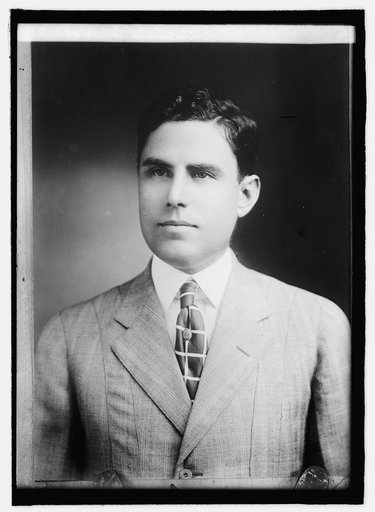 Roger E. Simmons