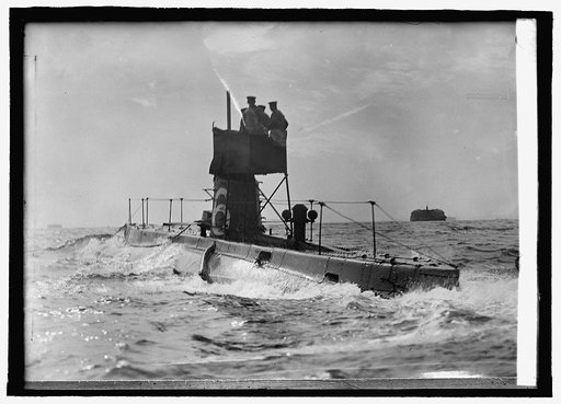 HMS B6 submarine