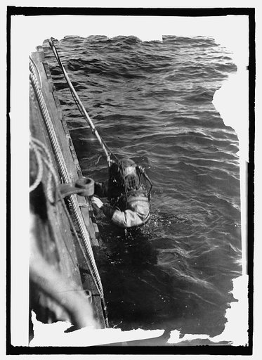 U.S.S. Walke, diver Drellishak