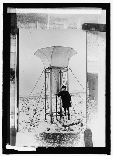 U.S. Weather Bureau. Snow gauge