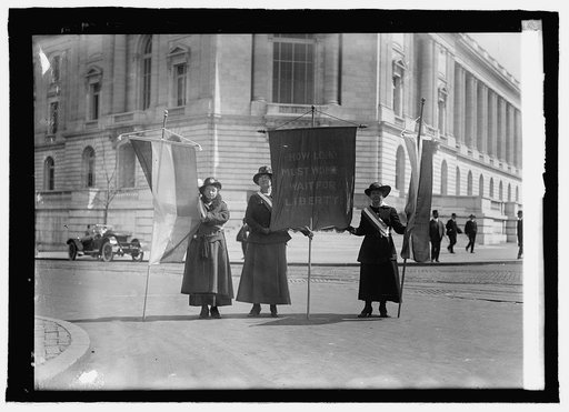 Suffragette pickets at Senate Ofc. Bldg.