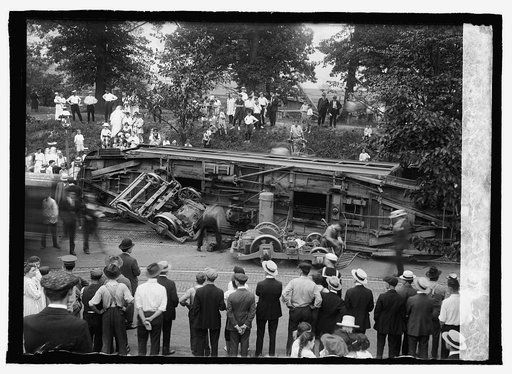 Street car wreck, Eckington