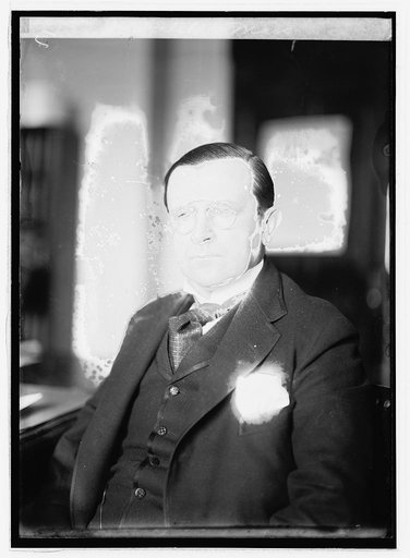 Jos Walsh, Mass.