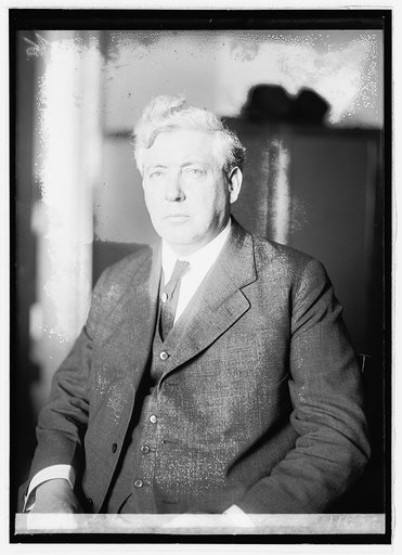 Nicholas J. Sinnott, Oregon