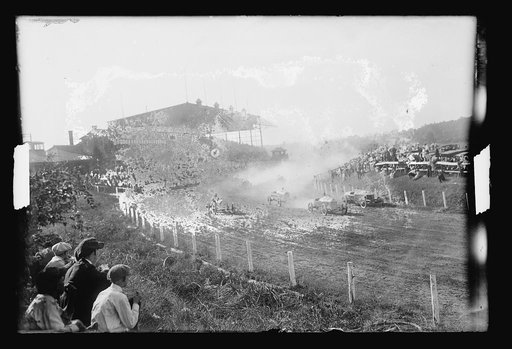 Auto races [Benning, Washington, D.C.?