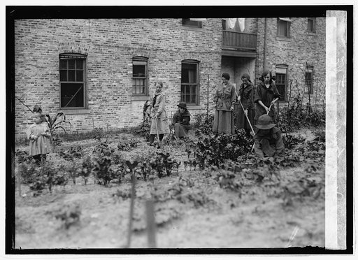 Food Adm., Girl Scout garden, 1 & T St. N.E., [Washington, D.C.