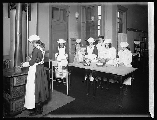 Red Cross vocational education, Dietetic, Morse School