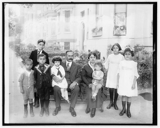 Dr. Julio Bianchi & family