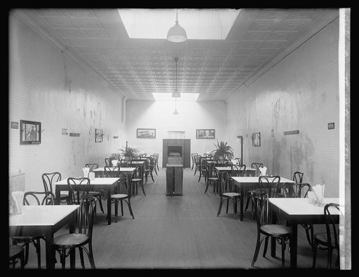 Barretta interior, 9[th] St., [Washington, D.C.