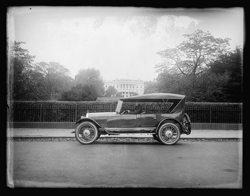 Car, White House, Washington, D.C., in background