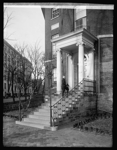 Edwards boy, Octagon House, [Washington, D.C.