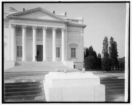 Grave of Unknown soldier, [Arlington, Va.