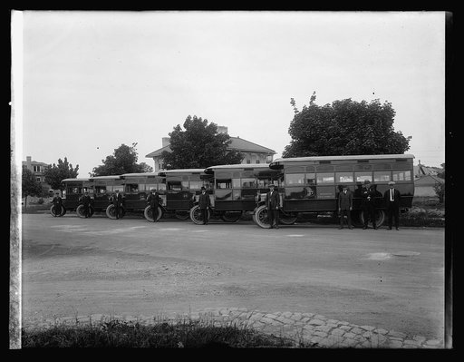 Kellern[?] buses
